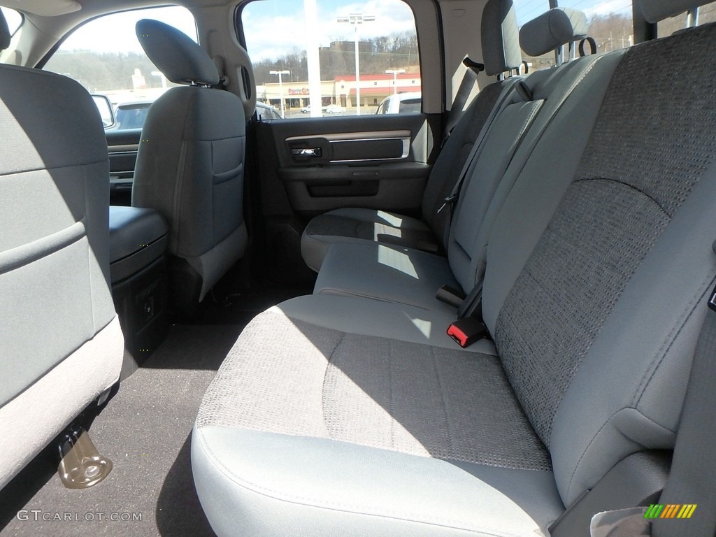 2018 1500 Big Horn Crew Cab 4x4 - Holland Blue / Black/Diesel Gray photo #11