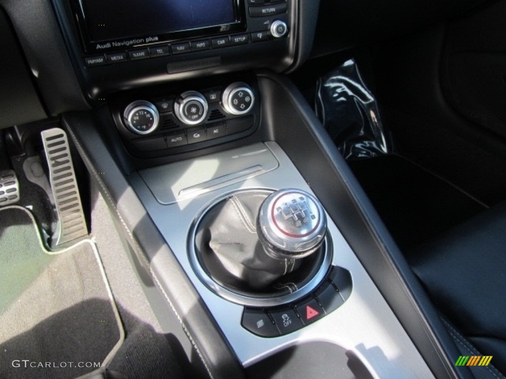 2012 Audi TT RS quattro Coupe Transmission Photos