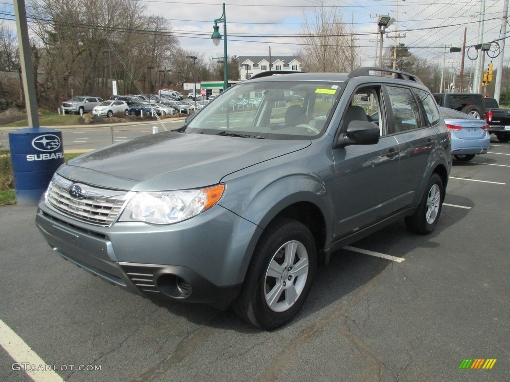 2010 Forester 2.5 X Premium - Sage Green Metallic / Platinum photo #2