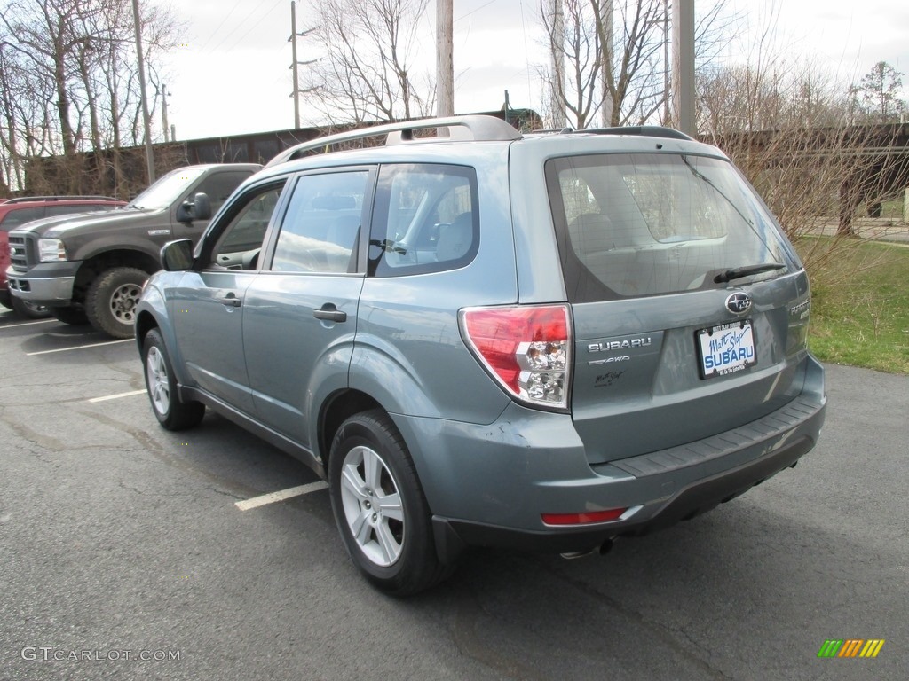 2010 Forester 2.5 X Premium - Sage Green Metallic / Platinum photo #8