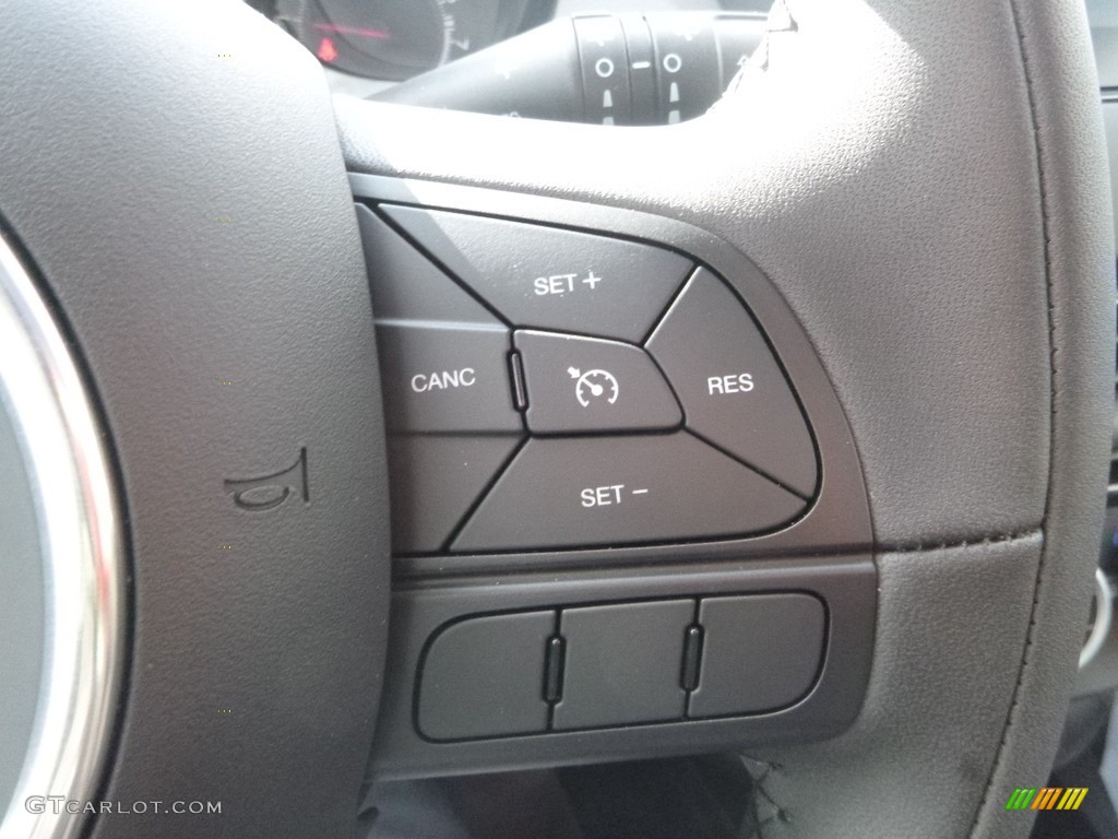 2018 Fiat 500X Trekking AWD Controls Photo #126453043