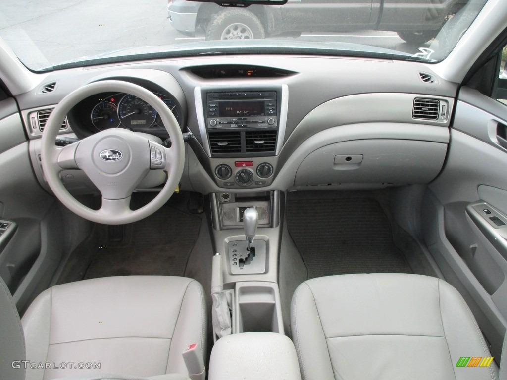 2010 Forester 2.5 X Premium - Sage Green Metallic / Platinum photo #23