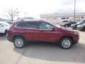 Velvet Red Pearl - Cherokee Latitude 4x4 Photo No. 6