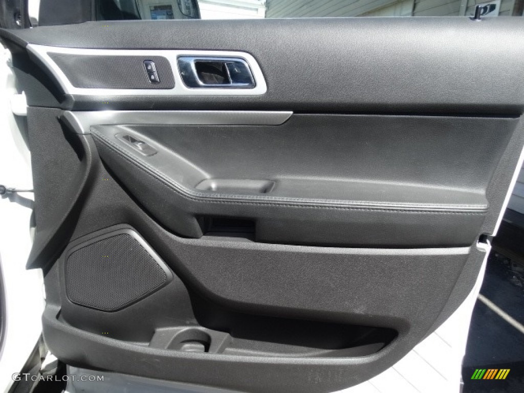 2015 Explorer XLT 4WD - Oxford White / Charcoal Black photo #18