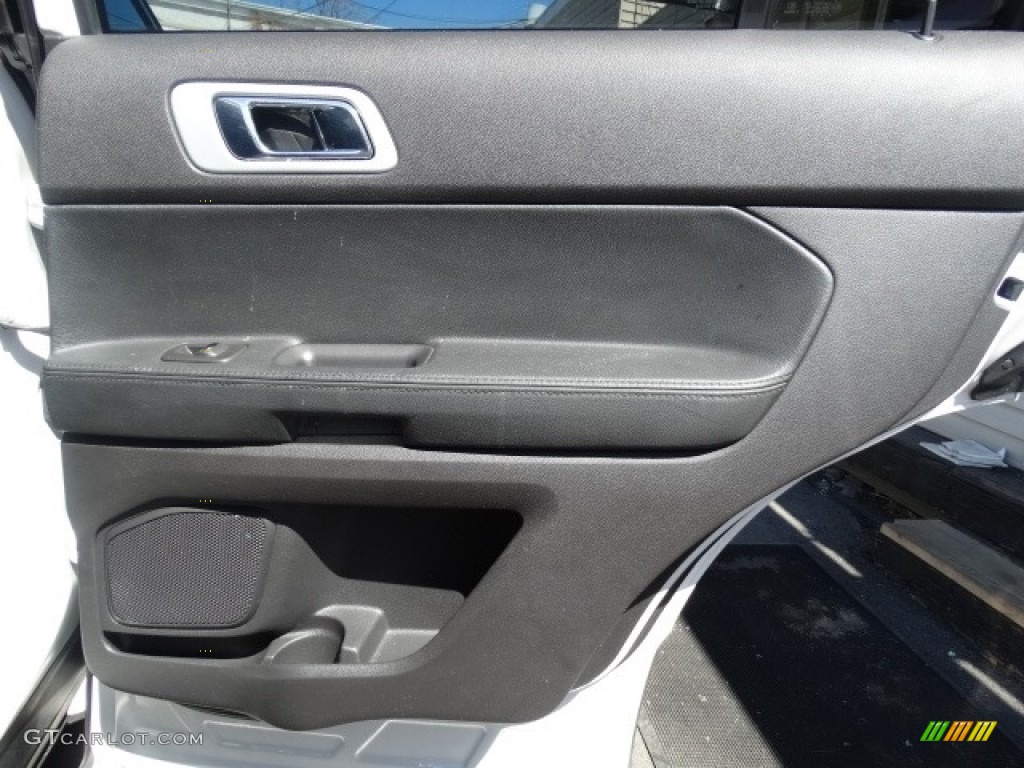 2015 Explorer XLT 4WD - Oxford White / Charcoal Black photo #21
