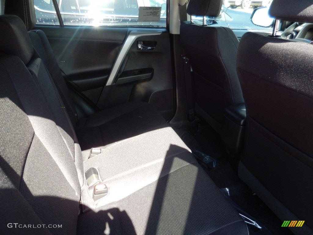 2018 RAV4 XLE AWD - Ruby Flare Pearl / Black photo #5