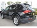 Deep Black Pearl - Tiguan S Photo No. 7