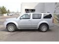 Brilliant Silver - Pathfinder LE 4x4 Photo No. 4