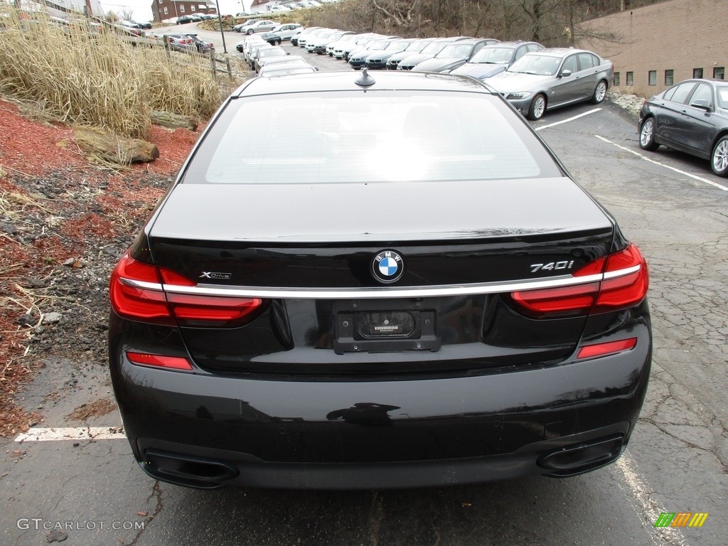2018 7 Series 740i xDrive Sedan - Black Sapphire Metallic / Black photo #4