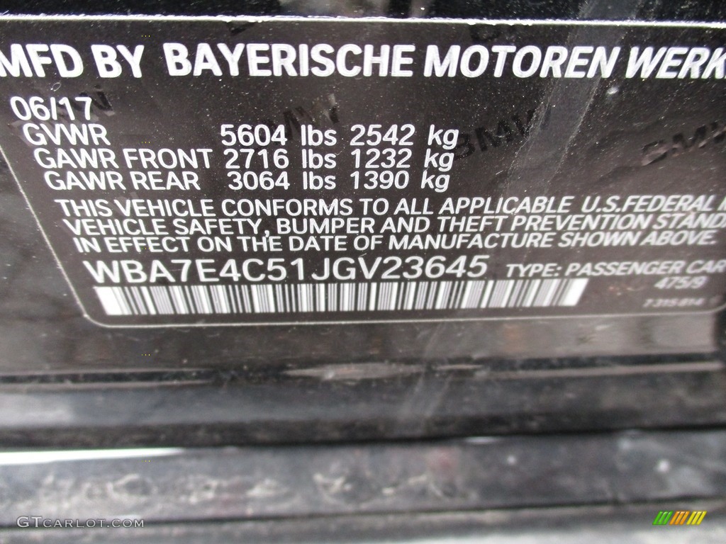 2018 7 Series 740i xDrive Sedan - Black Sapphire Metallic / Black photo #19