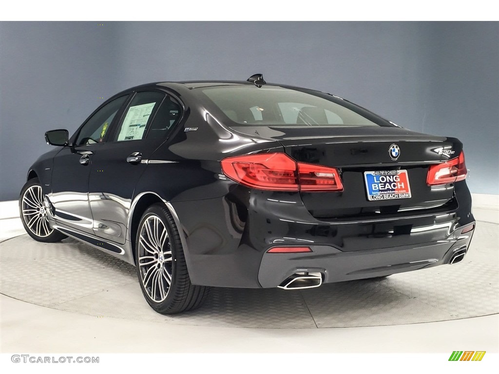 2018 5 Series 530e iPerfomance Sedan - Black Sapphire Metallic / Black photo #3