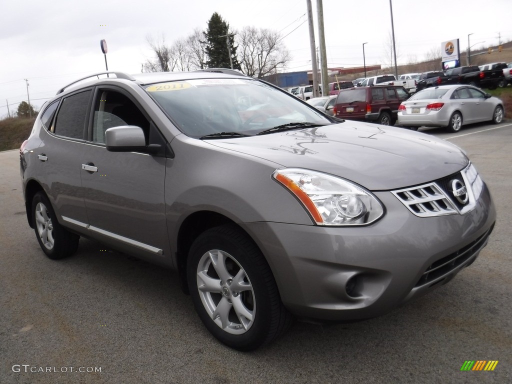 2011 Rogue SV AWD - Platinum Graphite / Black photo #6