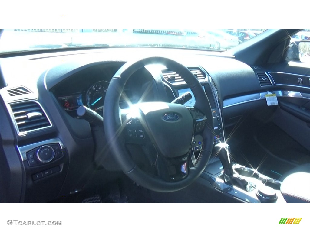 2018 Explorer Sport 4WD - Shadow Black / Ebony Black photo #11