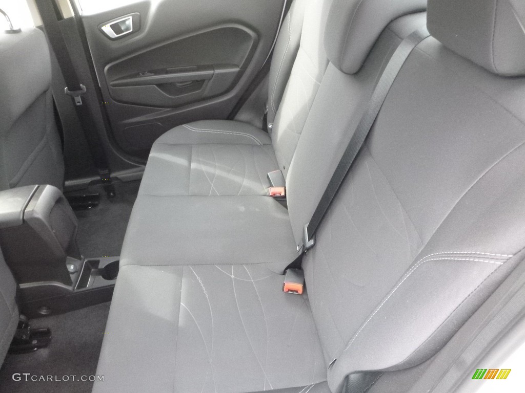2016 Fiesta SE Sedan - White Platinum Metallic Tri-coat / Charcoal Black photo #13