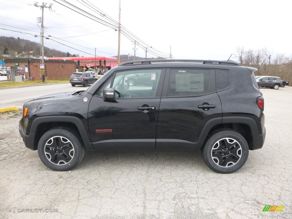 2017 Renegade Trailhawk 4x4 - Black / Black photo #2