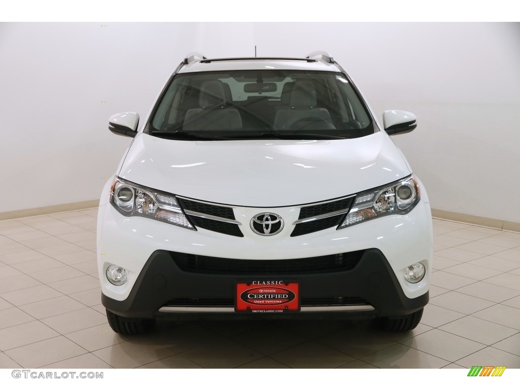 2015 RAV4 XLE - Super White / Ash photo #2