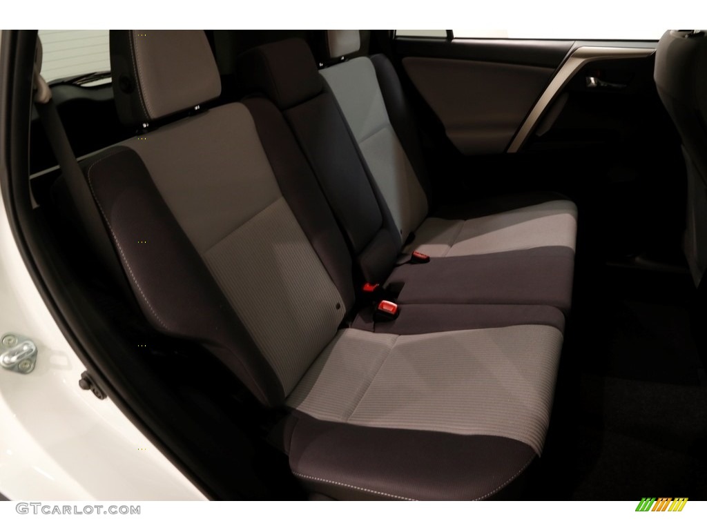 2015 RAV4 XLE - Super White / Ash photo #14