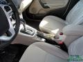 Oxford White - Fiesta SE Hatchback Photo No. 24