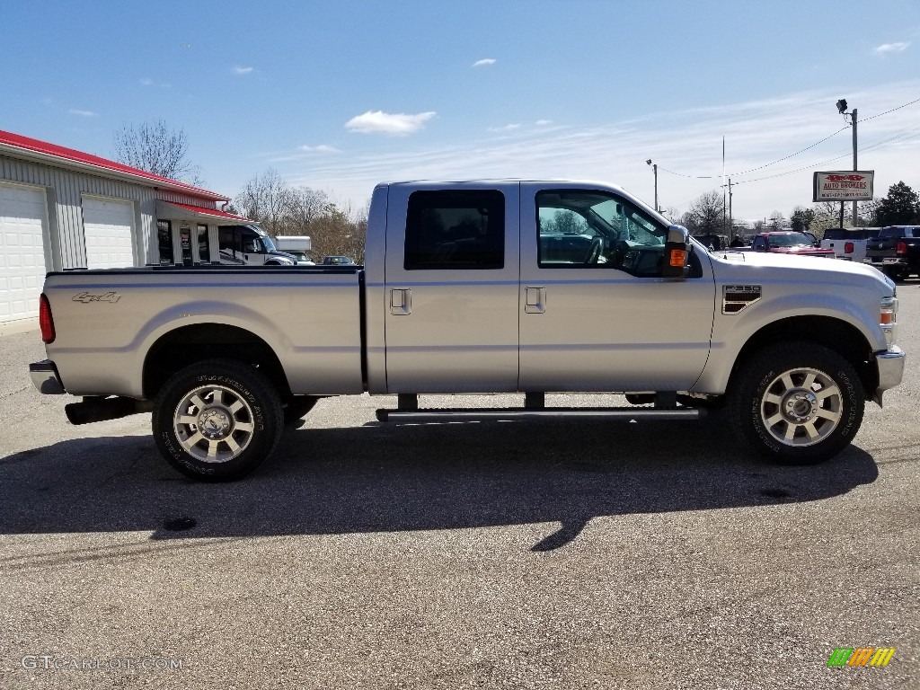 2010 F350 Super Duty Lariat Crew Cab 4x4 - Ingot Silver Metallic / Ebony photo #2