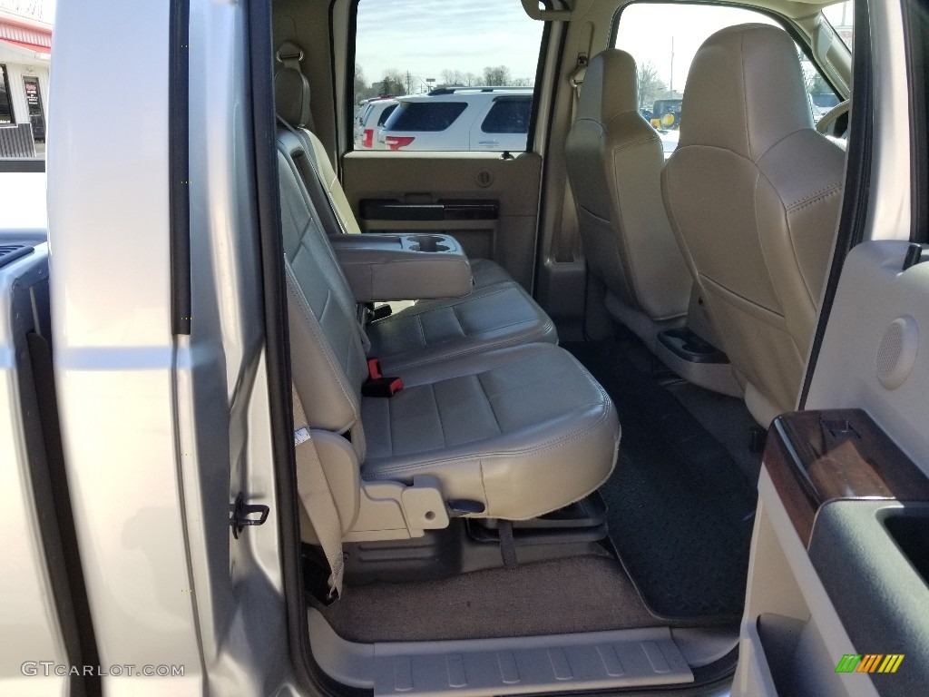 2010 F350 Super Duty Lariat Crew Cab 4x4 - Ingot Silver Metallic / Ebony photo #15