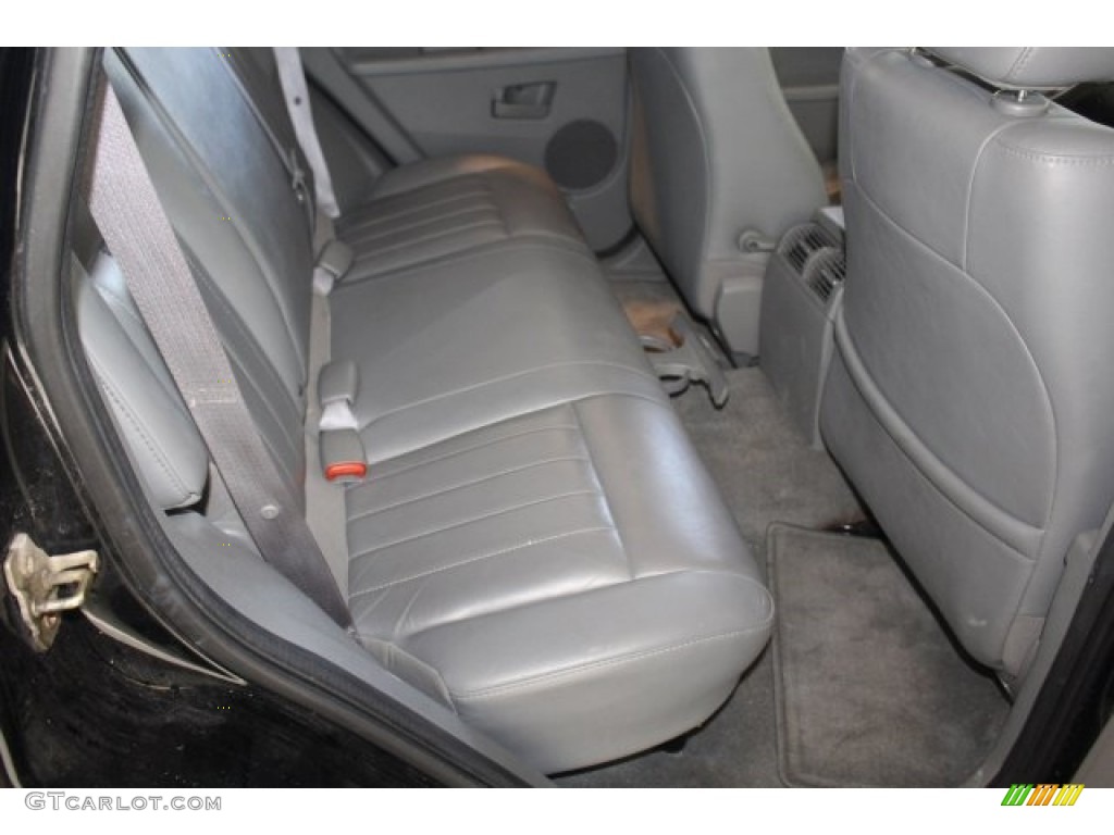 2007 Grand Cherokee Laredo 4x4 - Black / Medium Slate Gray photo #35
