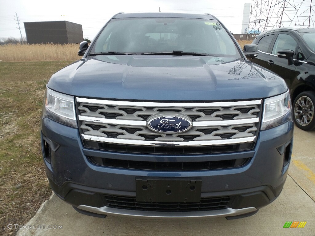 2018 Explorer XLT 4WD - Blue Metallic / Ebony Black photo #2