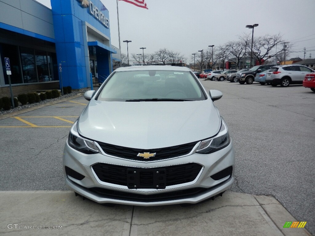 2018 Cruze LT - Silver Ice Metallic / Jet Black photo #2