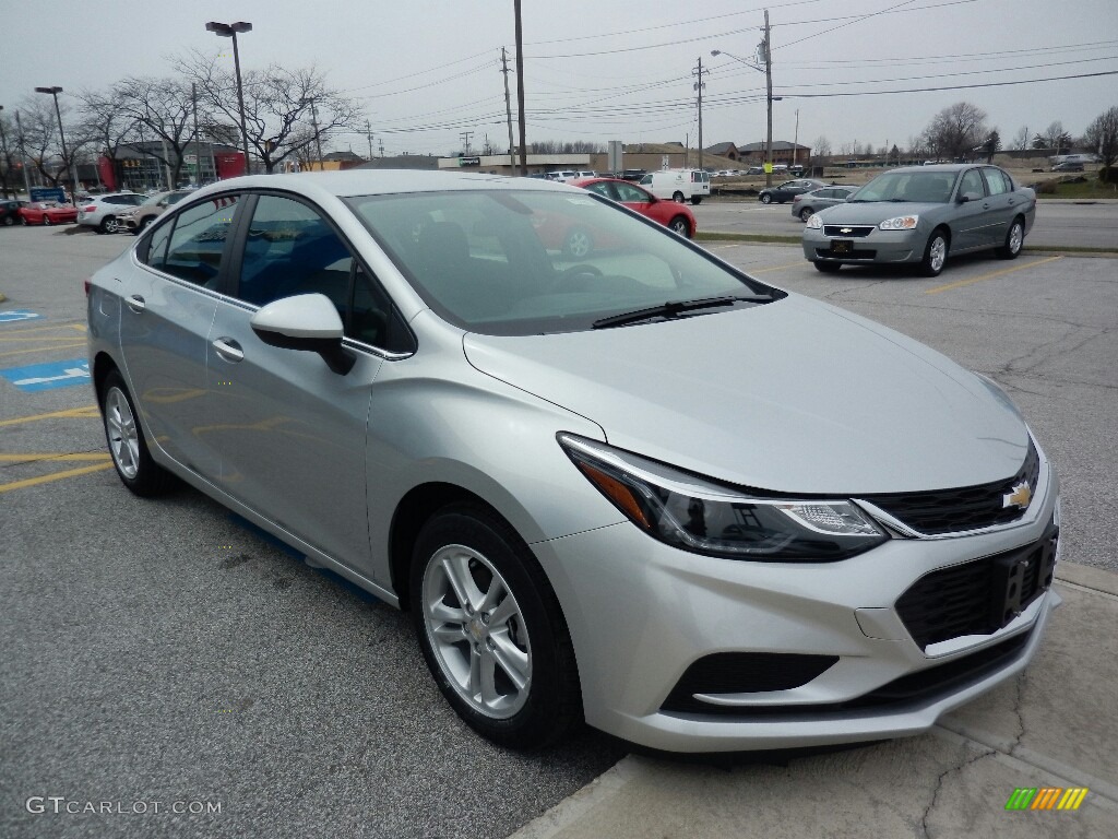 2018 Cruze LT - Silver Ice Metallic / Jet Black photo #3
