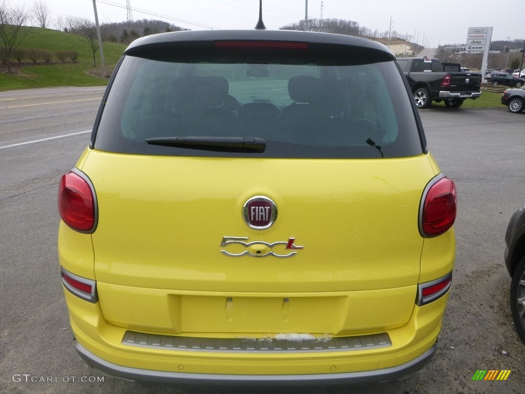 2018 500L Trekking - Giallo (Yellow) / Dark Slate Gray photo #4