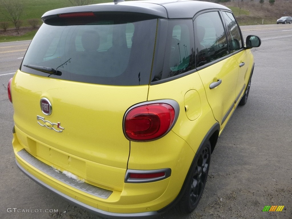 2018 500L Trekking - Giallo (Yellow) / Dark Slate Gray photo #5