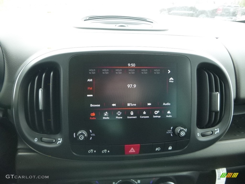 2018 500L Trekking - Giallo (Yellow) / Dark Slate Gray photo #17