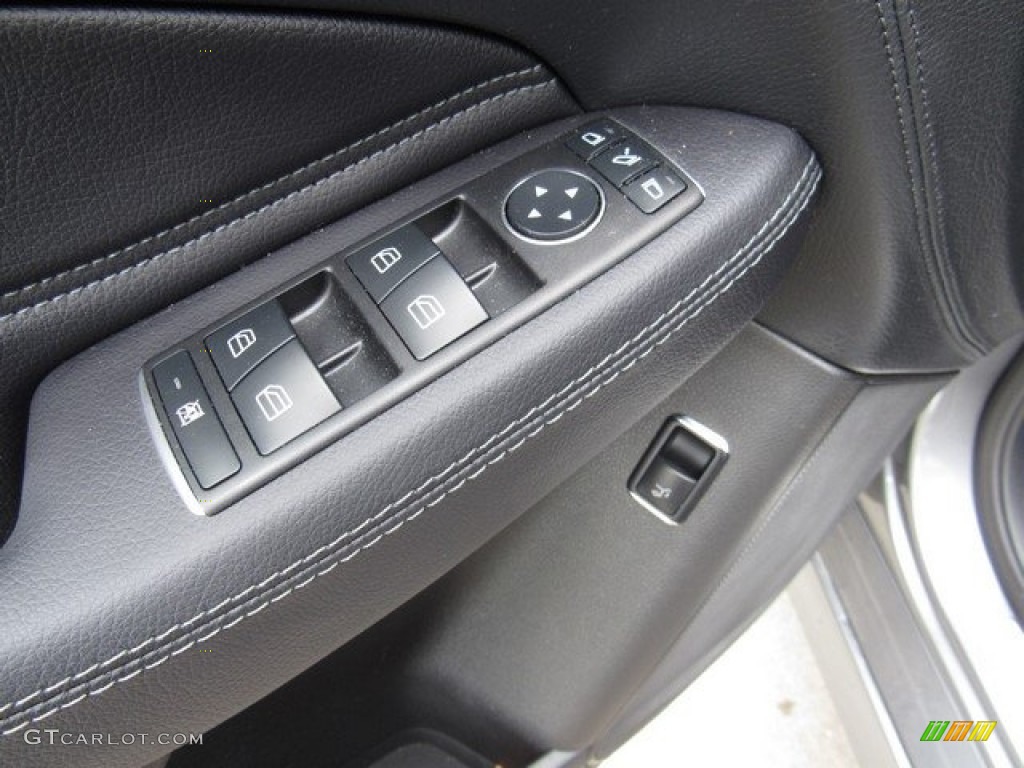 2017 Mercedes-Benz GLE 43 AMG 4Matic Controls Photo #126523976