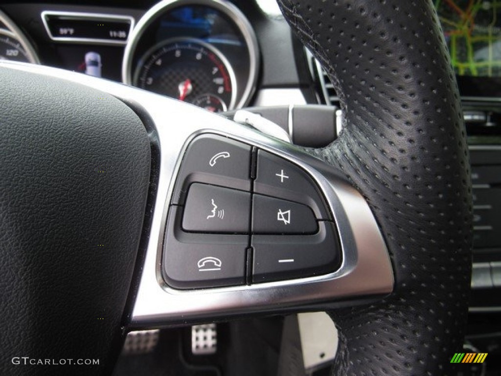 2017 Mercedes-Benz GLE 43 AMG 4Matic Controls Photo #126524033