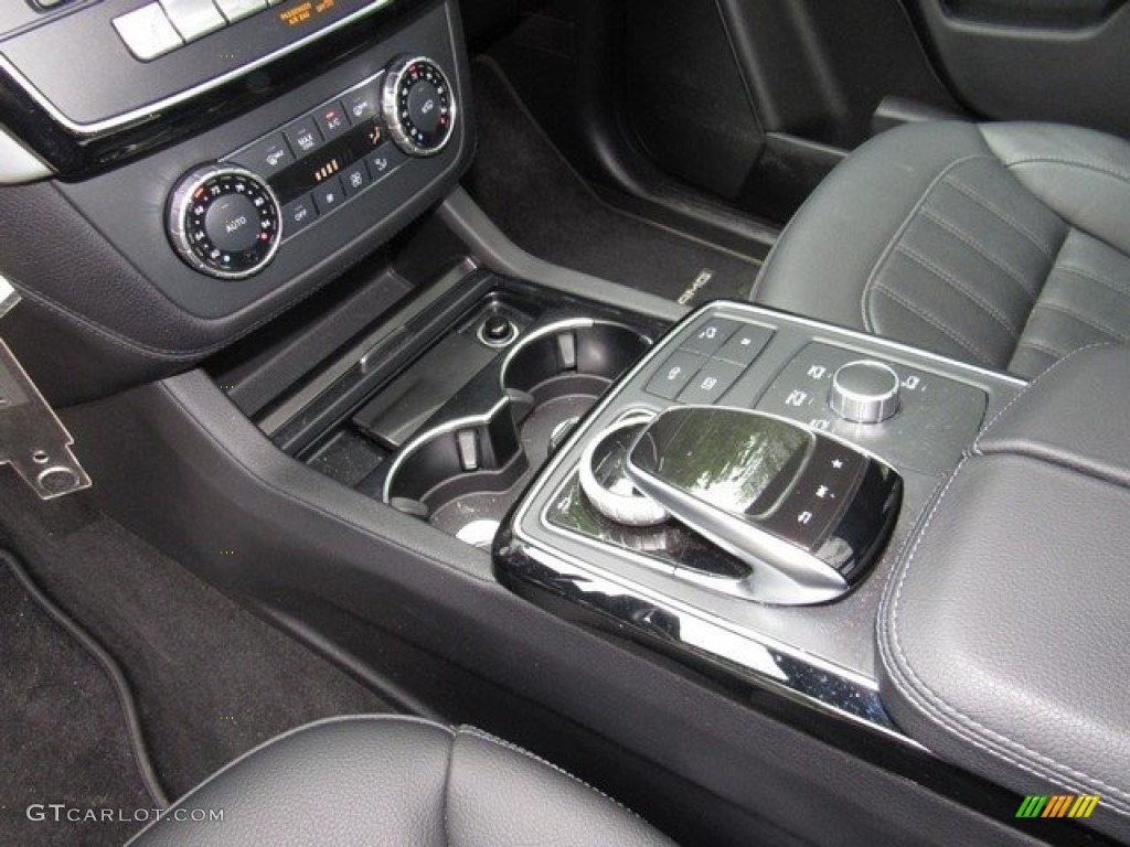 2017 Mercedes-Benz GLE 43 AMG 4Matic Controls Photos