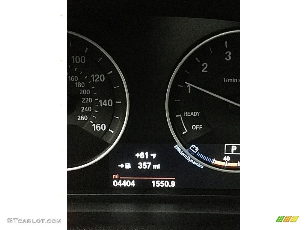 2018 3 Series 320i xDrive Sedan - Alpine White / Black photo #23