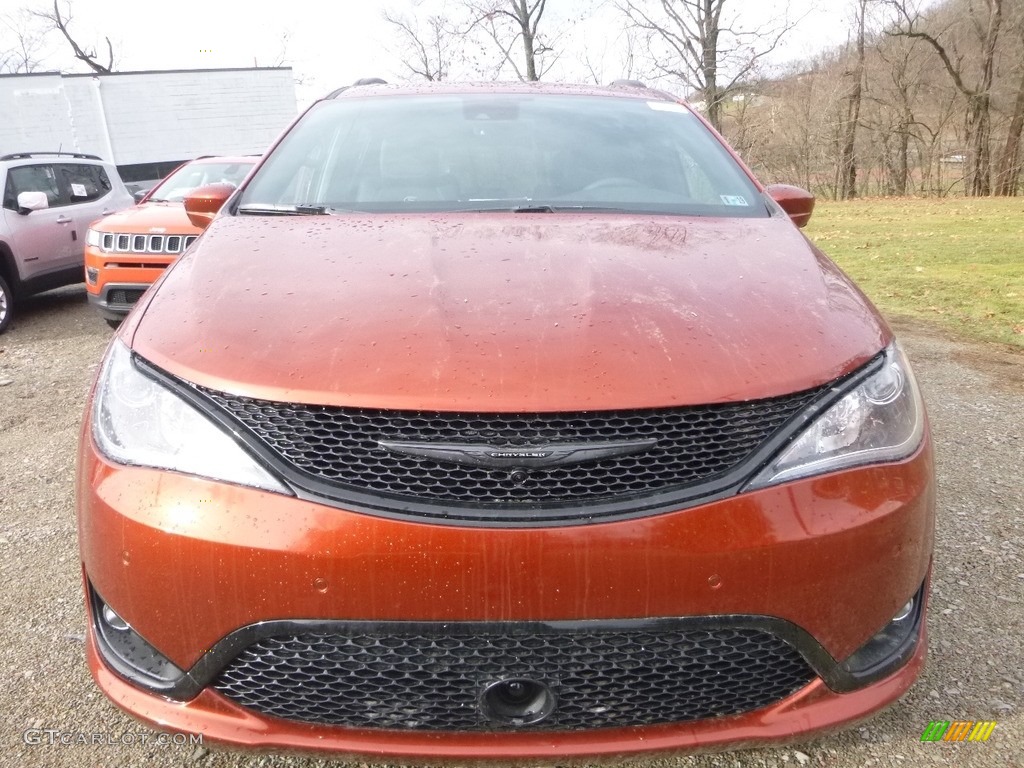 2018 Pacifica Touring L Plus - Copper Pearl / Black/Alloy photo #13
