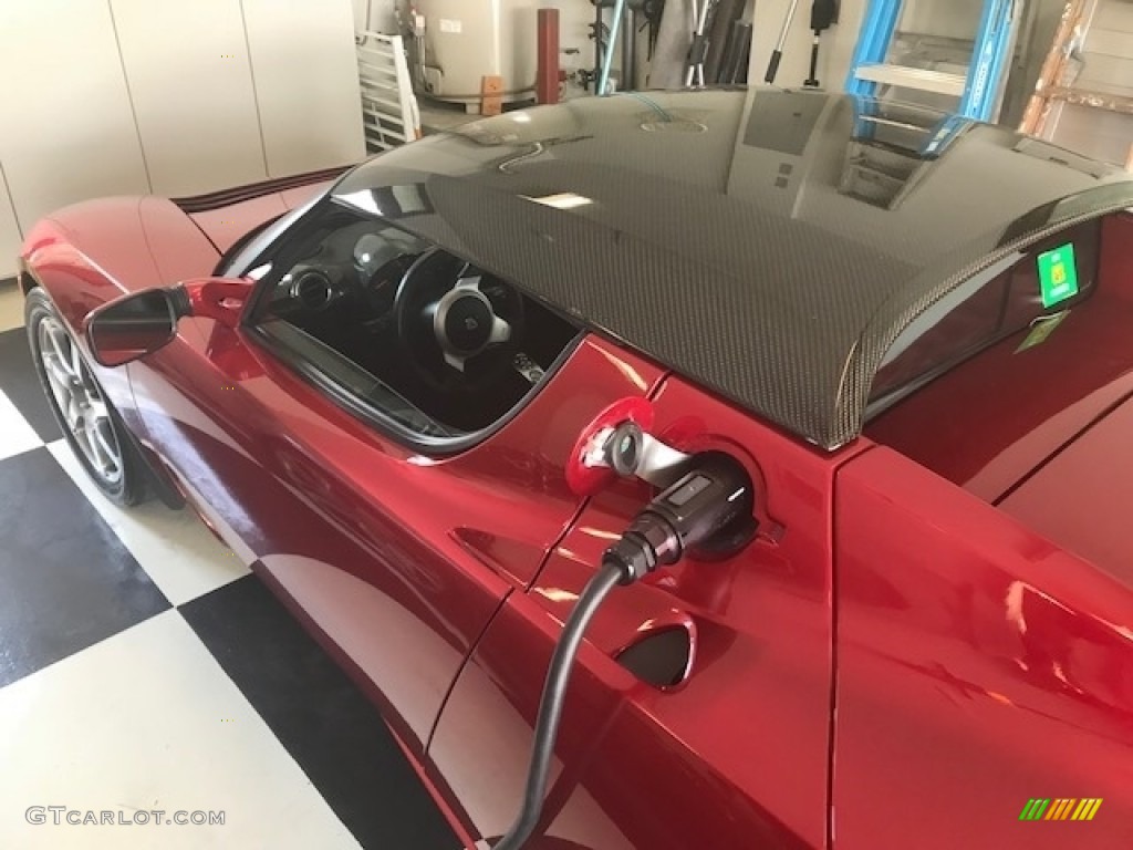 2010 Roadster Sport - Radiant Red Metallic / Red photo #15