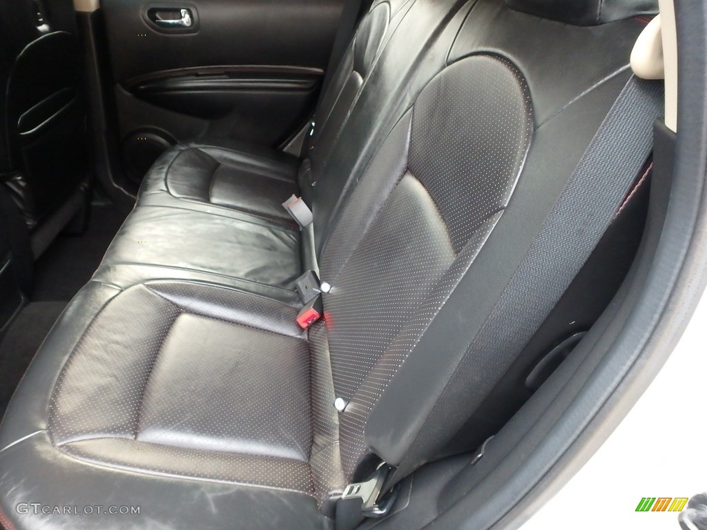 2010 Rogue SL AWD - Silver Ice / Black photo #17
