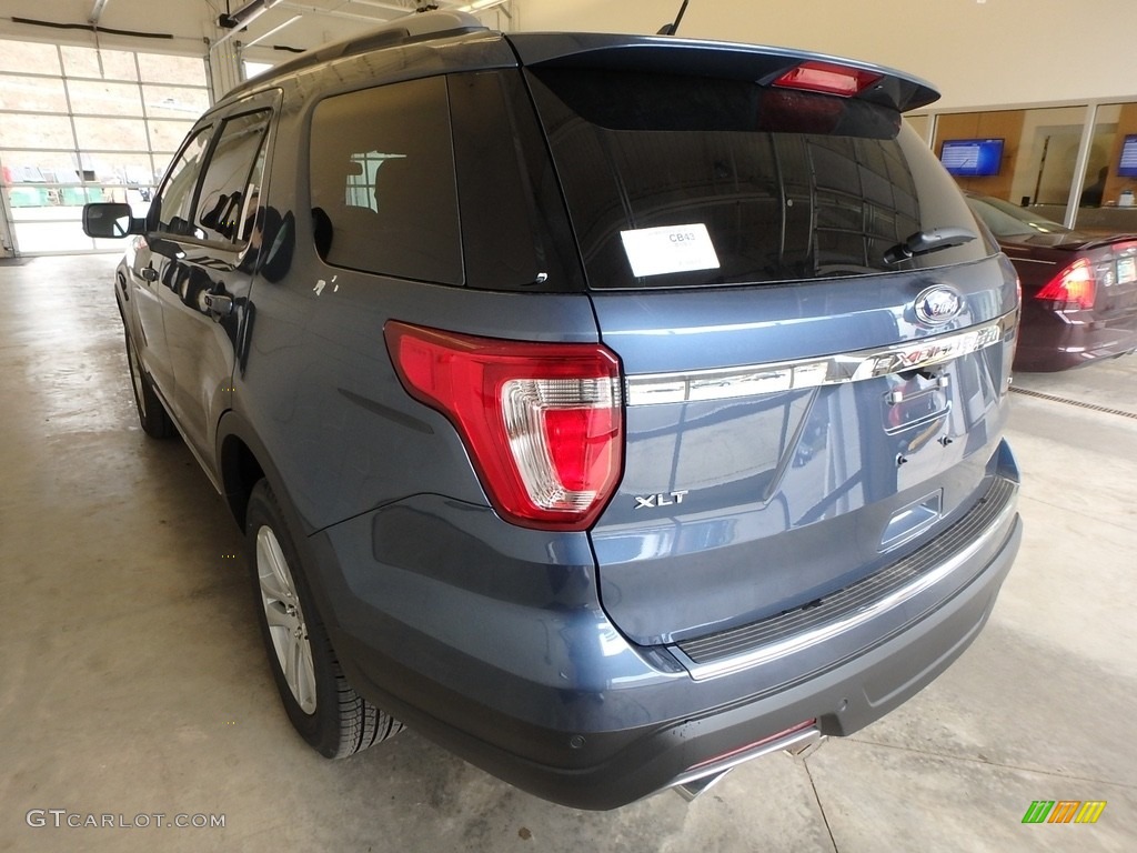 2018 Explorer XLT 4WD - Blue Metallic / Ebony Black photo #3