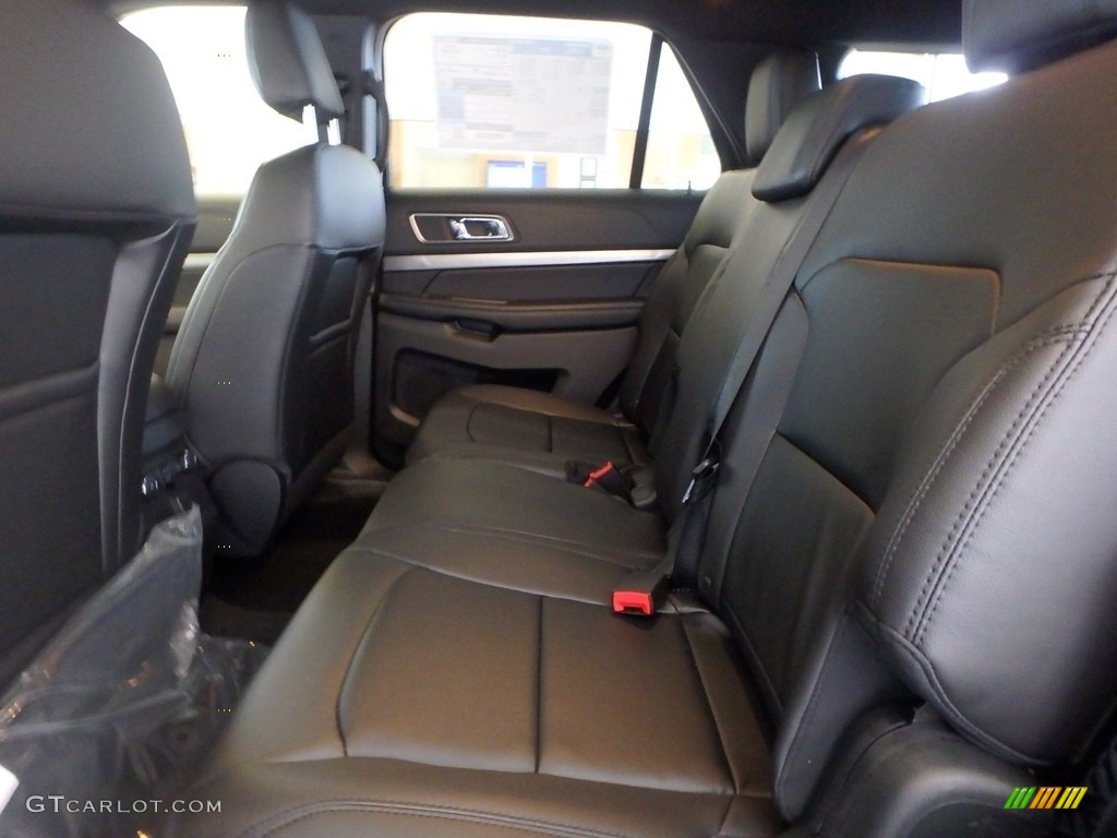 2018 Explorer XLT 4WD - Blue Metallic / Ebony Black photo #7