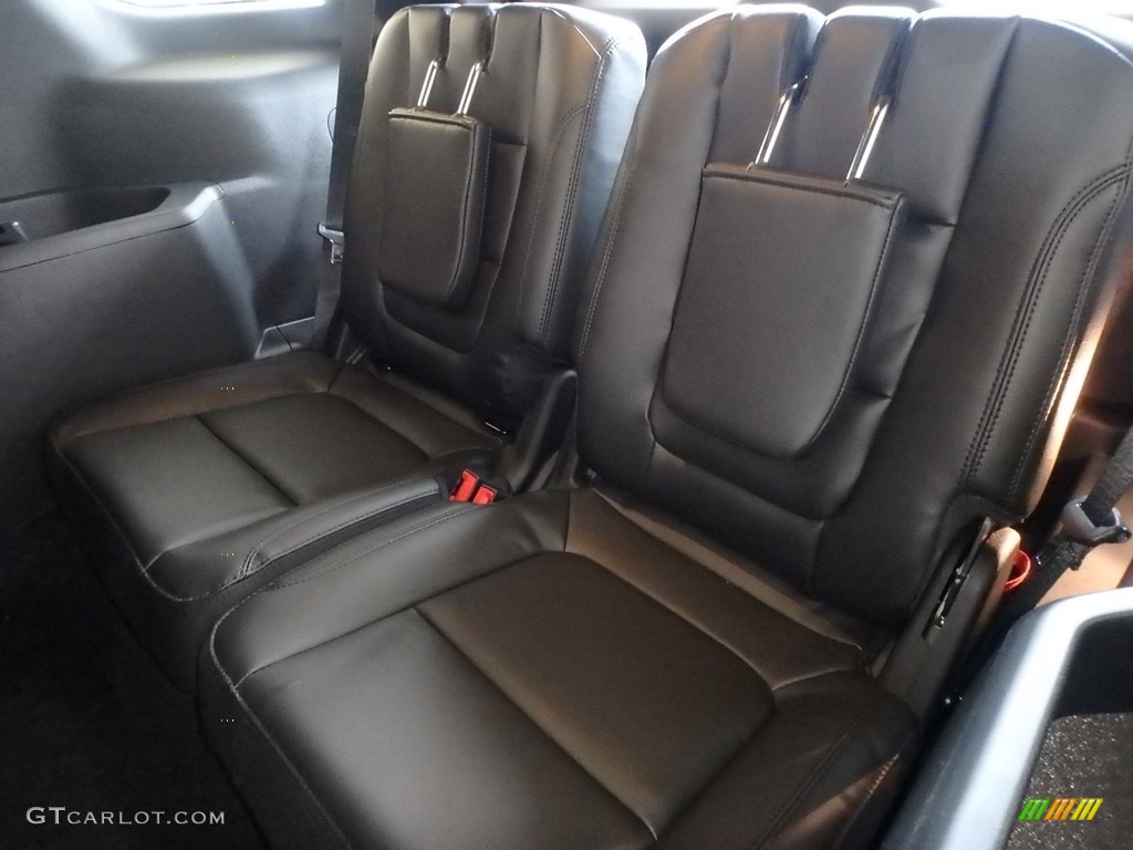 2018 Explorer XLT 4WD - Blue Metallic / Ebony Black photo #8