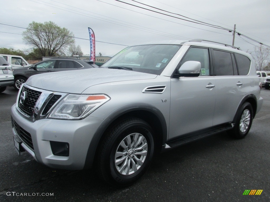 2018 Armada SV - Brilliant Silver / Almond photo #3