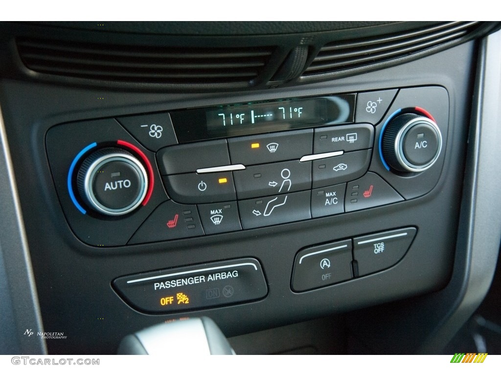 2018 Escape SEL 4WD - White Gold / Charcoal Black photo #16
