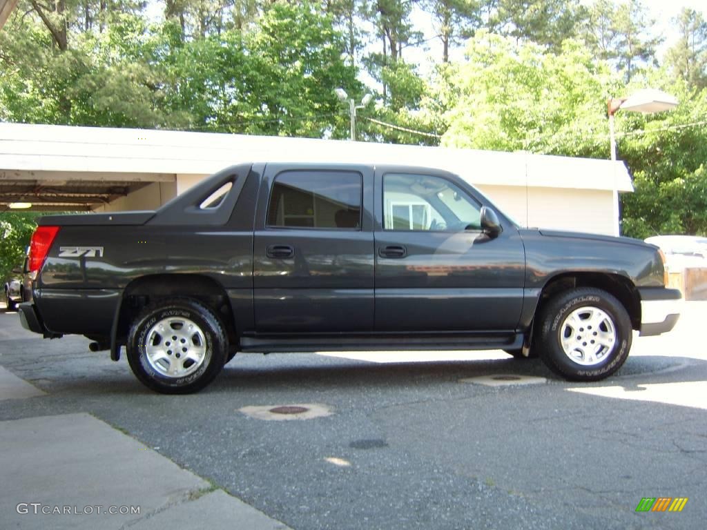 2004 Avalanche 1500 Z71 4x4 - Dark Gray Metallic / Dark Charcoal photo #6