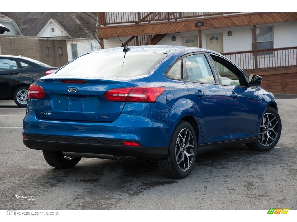 2018 Focus SEL Sedan - Blue Metallic / Charcoal Black photo #4