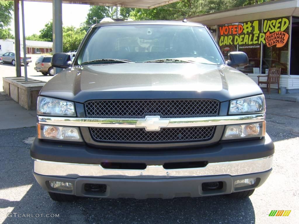 2004 Avalanche 1500 Z71 4x4 - Dark Gray Metallic / Dark Charcoal photo #9