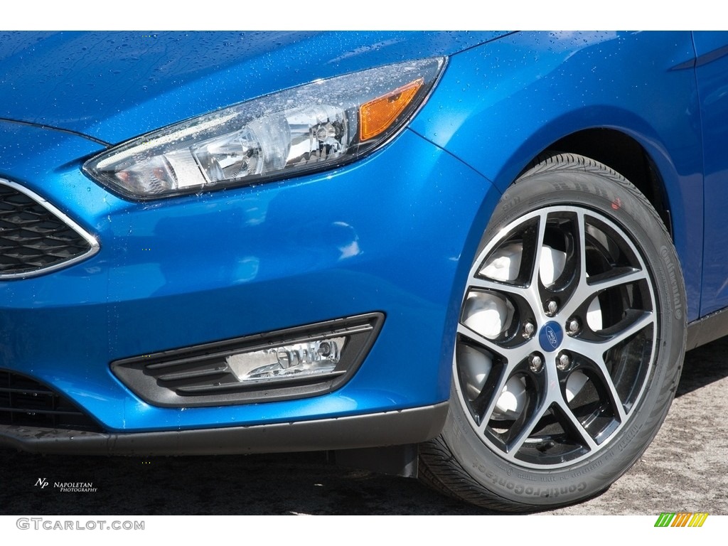 2018 Focus SEL Hatch - Blue Metallic / Charcoal Black photo #2