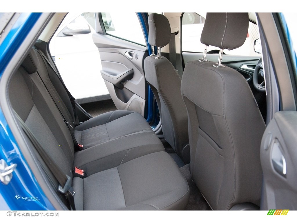 2018 Focus SEL Hatch - Blue Metallic / Charcoal Black photo #13