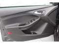 Magnetic - Focus SE Hatch Photo No. 12