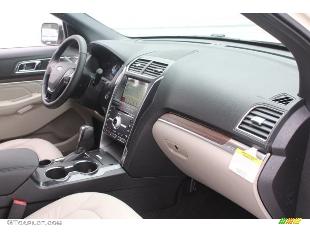 2018 Explorer Limited - Platinum Dune / Medium Stone photo #36